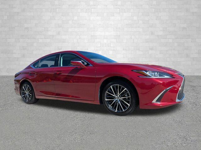 2022 Lexus ES 350 Base — photo 1 of 13