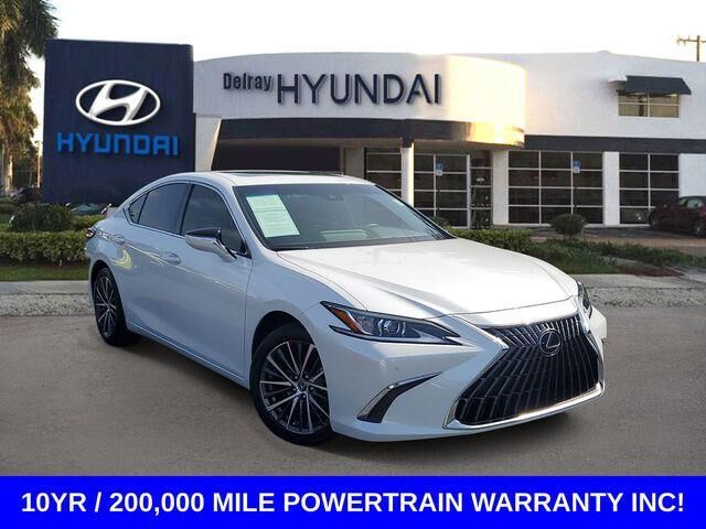 2025 Lexus ES 350 Base — photo 1 of 13