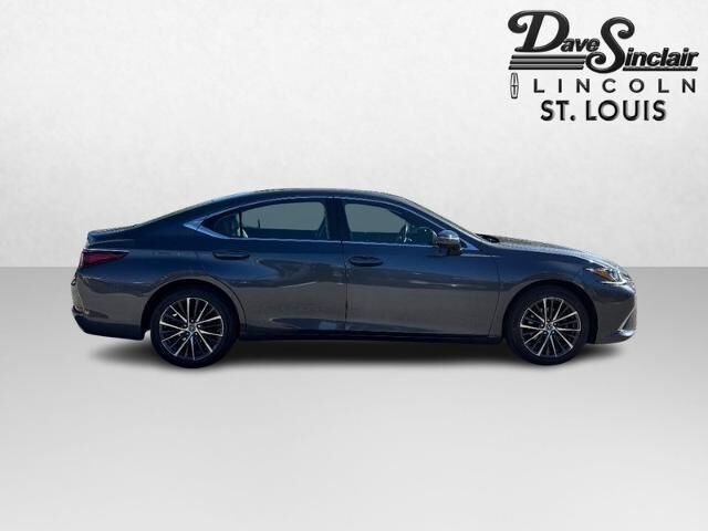 2022 Lexus ES 350 Base