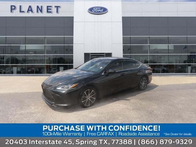 2022 Lexus ES 350 Base
