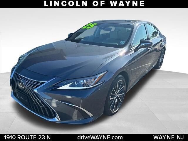 2025 Lexus ES 350 Base