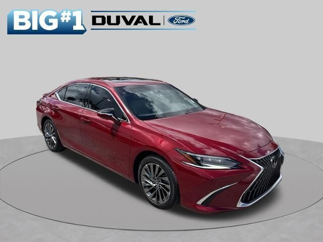 2025 Lexus ES 300h Ultra Luxury — photo 1 of 27