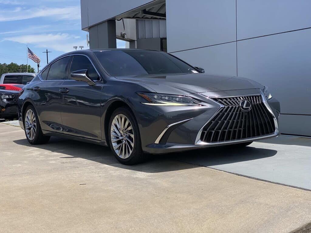 2022 Lexus ES 350 Ultra Luxury — photo 1 of 1
