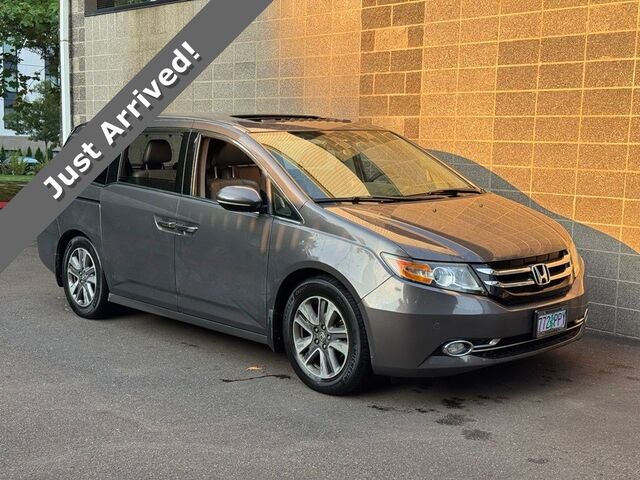 2016 Honda Odyssey Touring Elite Package
