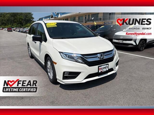 2019 Honda Odyssey LX — photo 1 of 19