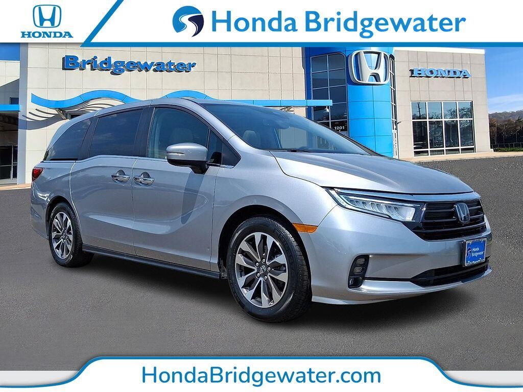 2024 Honda Odyssey EX-L — photo 1 of 13