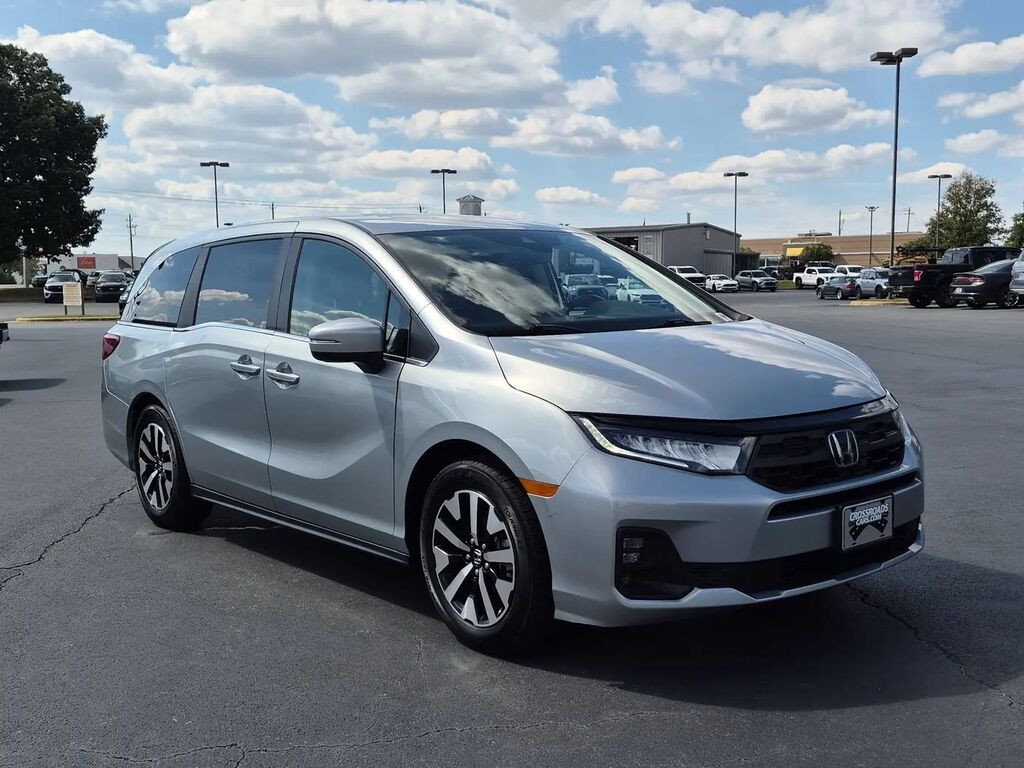 2025 Honda Odyssey EX-L — photo 1 of 13