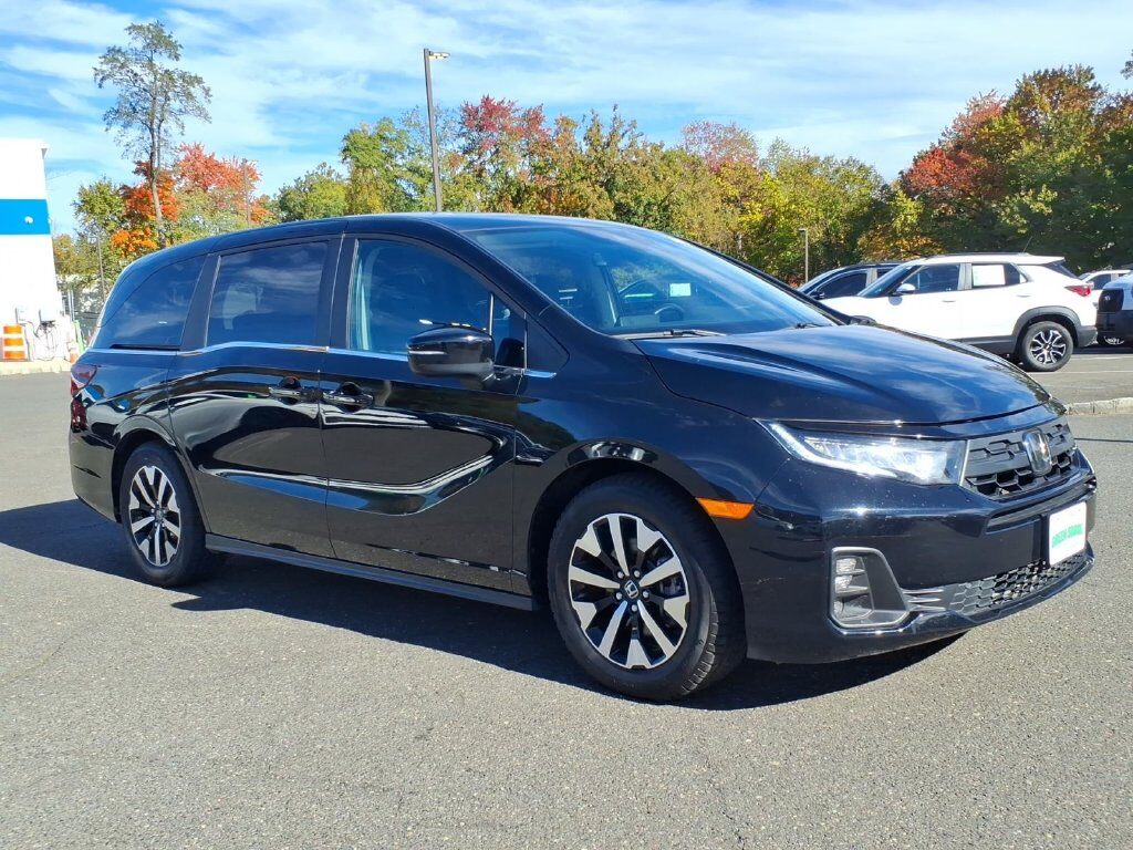 2025 Honda Odyssey EX-L — photo 1 of 13