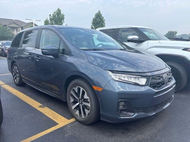 2025 Honda Odyssey EX-L — photo 1 of 13