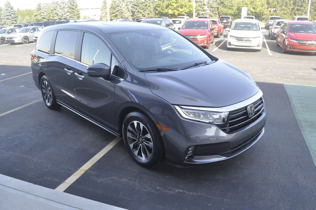 2024 Honda Odyssey EX-L — photo 1 of 7