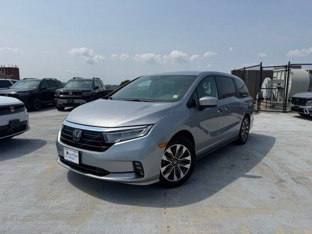 2023 Honda Odyssey EX-L — photo 1 of 7