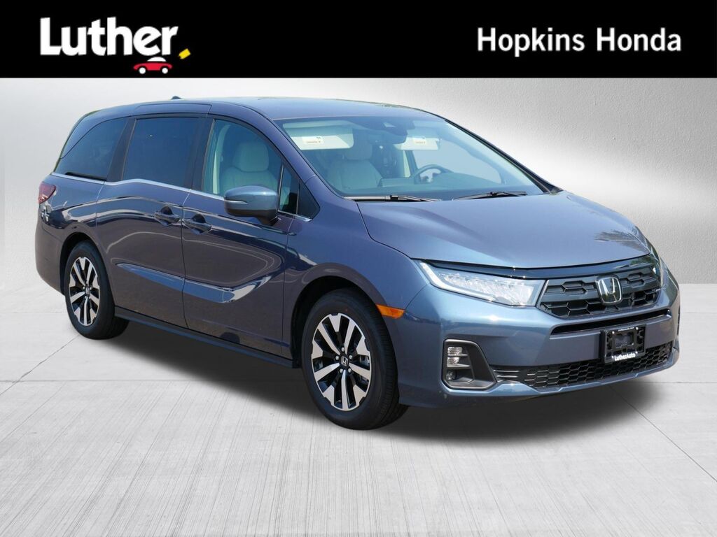 2026 Honda Odyssey EX-L — photo 1 of 13