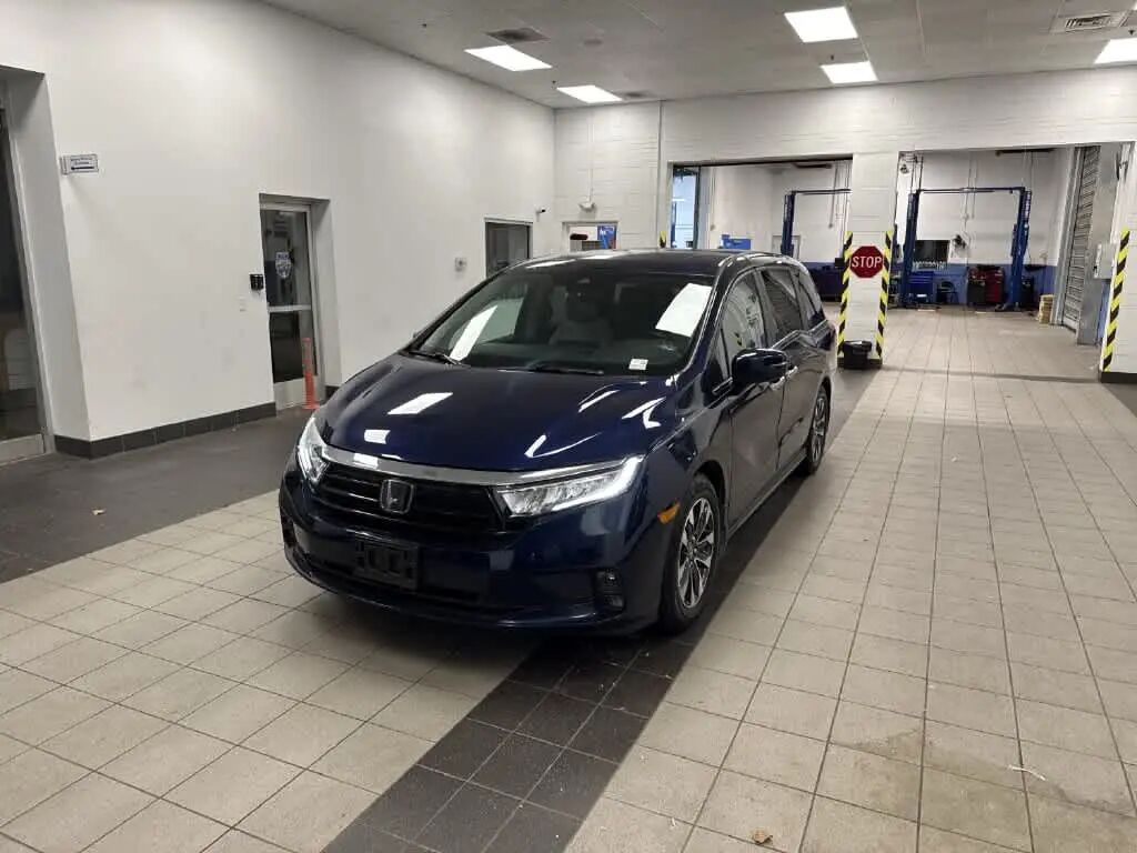 2024 Honda Odyssey EX-L — photo 1 of 13