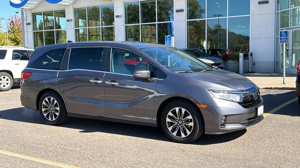 2024 Honda Odyssey EX-L — photo 1 of 13