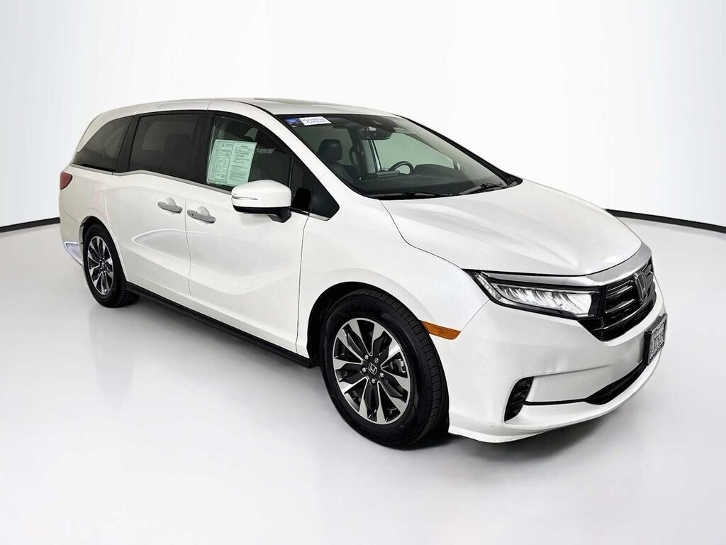 2024 Honda Odyssey EX-L — photo 1 of 13