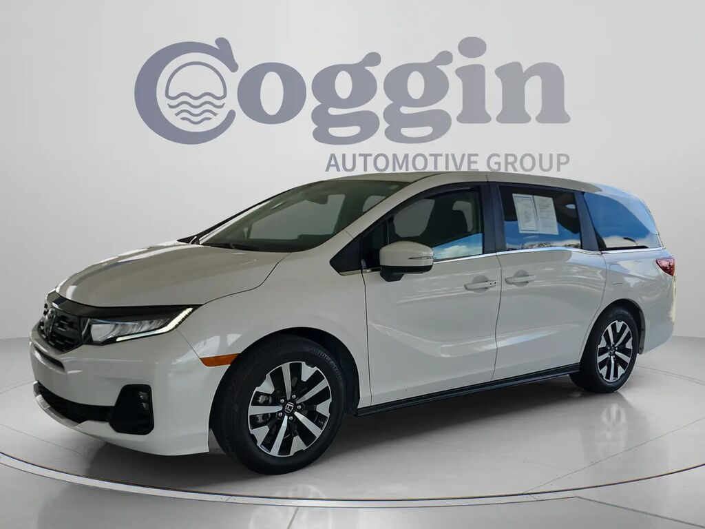 2026 Honda Odyssey EX-L — photo 1 of 13