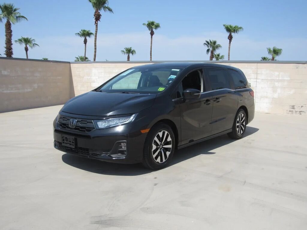 2025 Honda Odyssey EX-L — photo 1 of 26