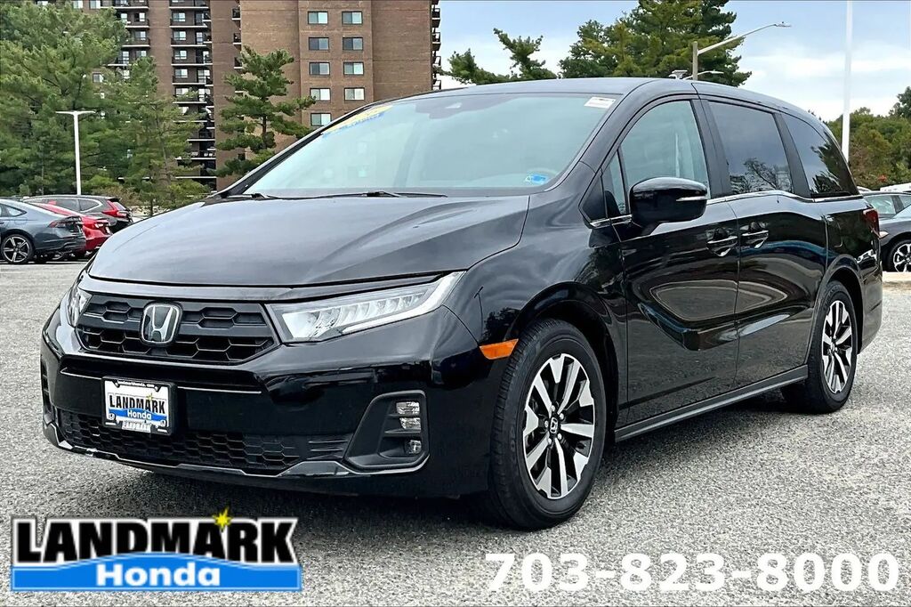 2026 Honda Odyssey EX-L — photo 1 of 13