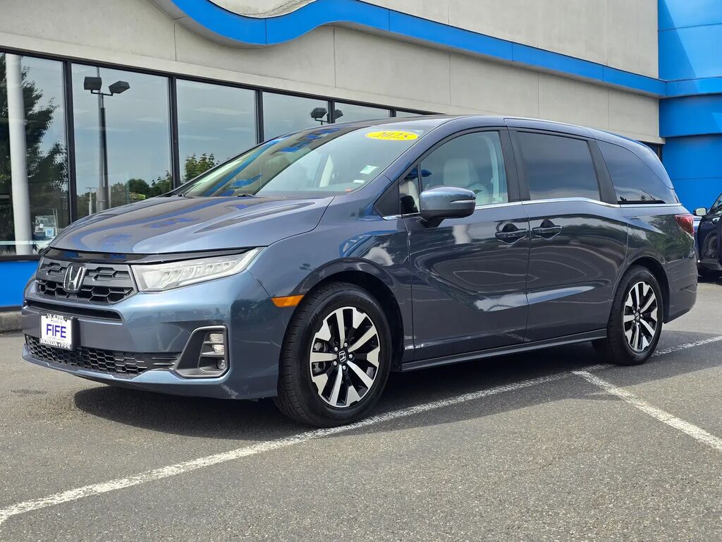 2025 Honda Odyssey EX-L — photo 1 of 13