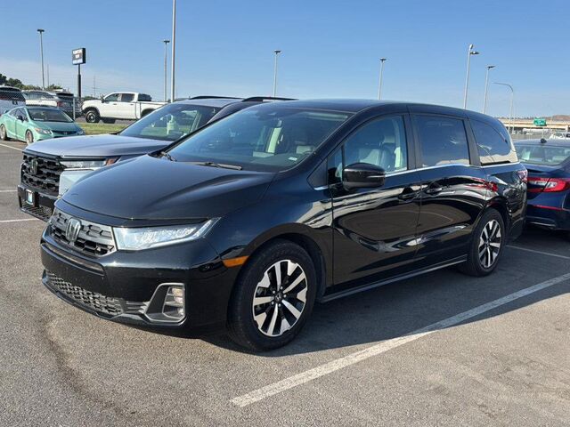 2025 Honda Odyssey EX-L — photo 1 of 3