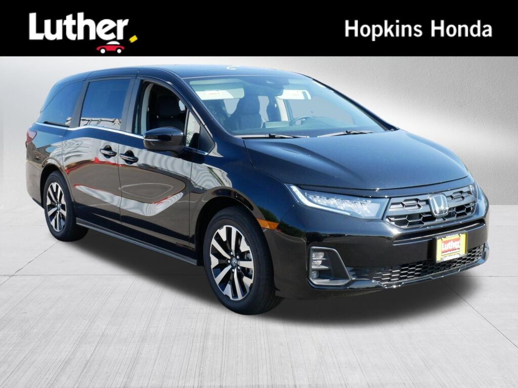 2026 Honda Odyssey EX-L — photo 1 of 13