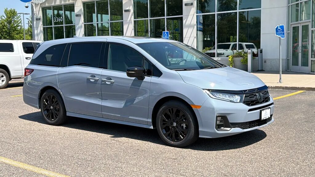 2026 Honda Odyssey Sport-L — photo 1 of 13