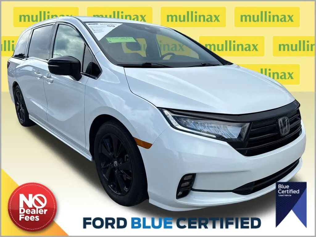 2023 Honda Odyssey Sport — photo 1 of 13