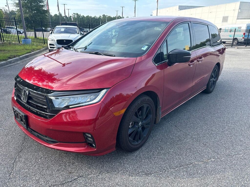 2024 Honda Odyssey Sport — photo 1 of 14