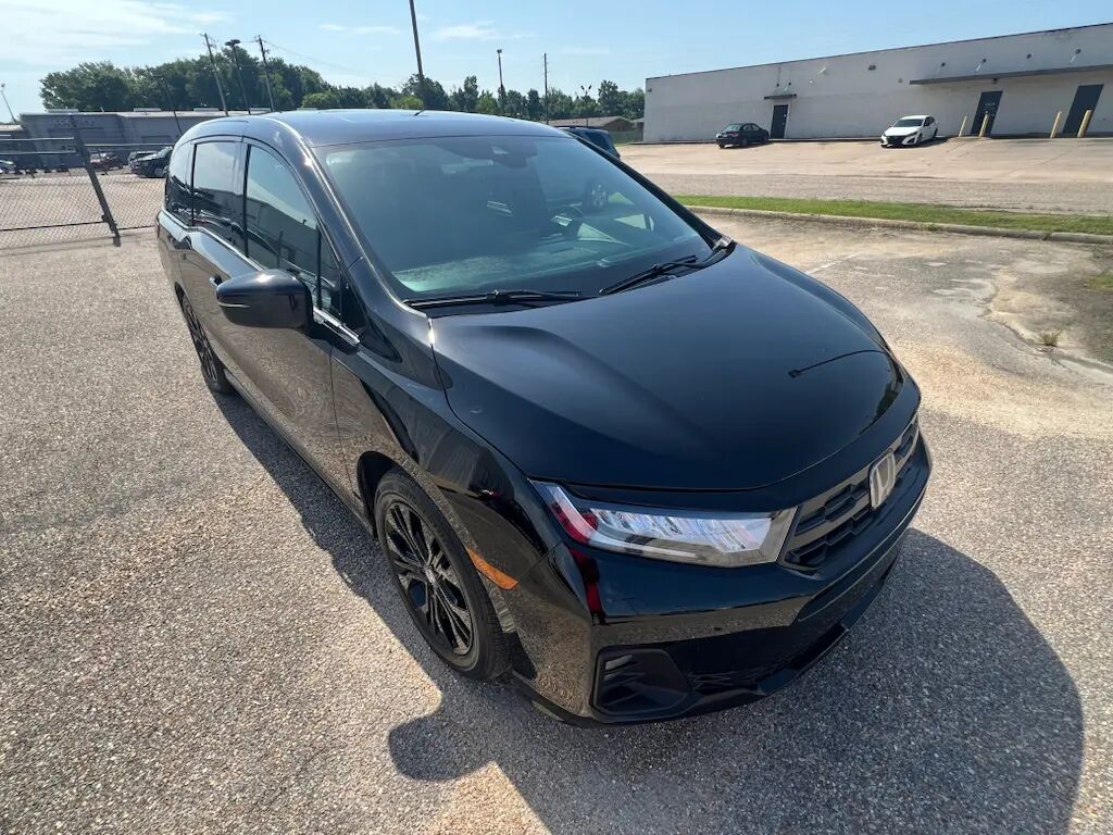 2025 Honda Odyssey Sport-L — photo 1 of 12
