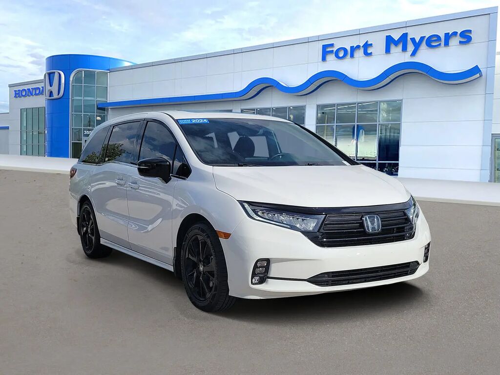 2024 Honda Odyssey Sport — photo 1 of 13