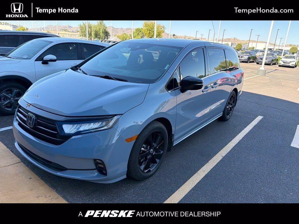 2023 Honda Odyssey Sport — photo 1 of 1