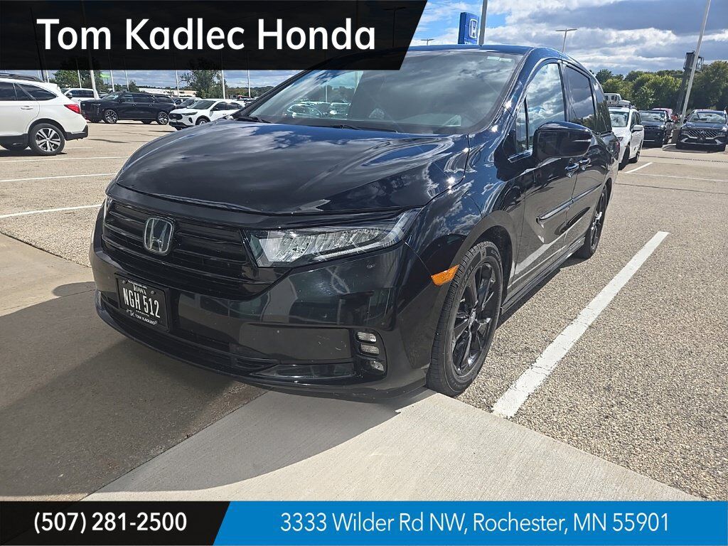 2023 Honda Odyssey SPORT — photo 1 of 7