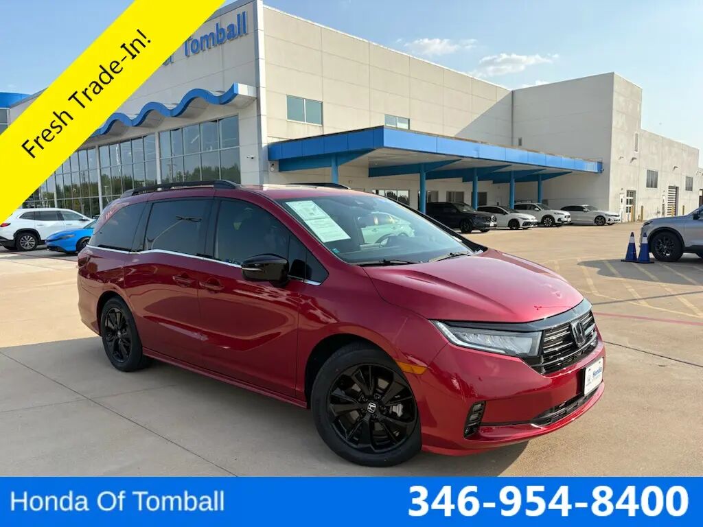 2024 Honda Odyssey Sport — photo 1 of 13