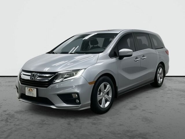 2019 Honda Odyssey with Navi and Rear Entertainme — photo 1 of 7