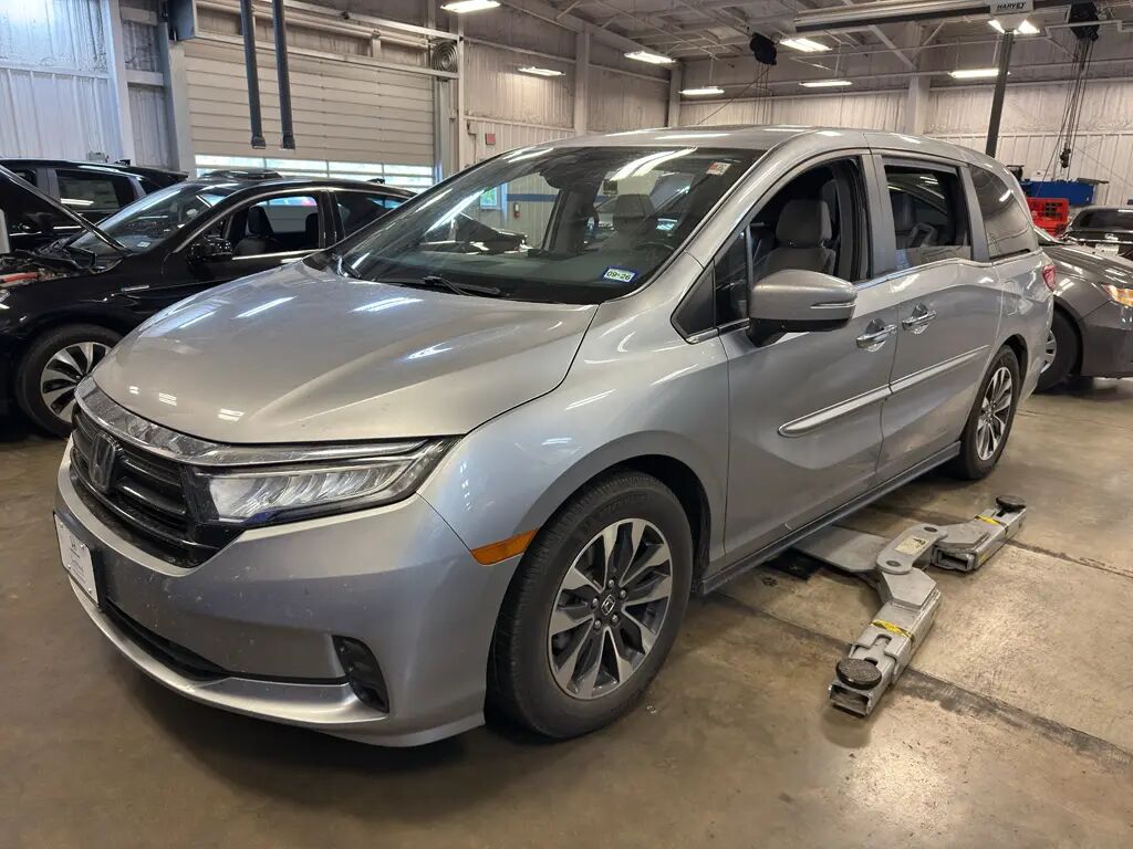 2022 Honda Odyssey EX-L — photo 1 of 3