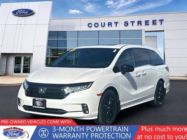 2023 Honda Odyssey Sport — photo 1 of 13