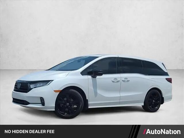 2023 Honda Odyssey Sport — photo 1 of 13
