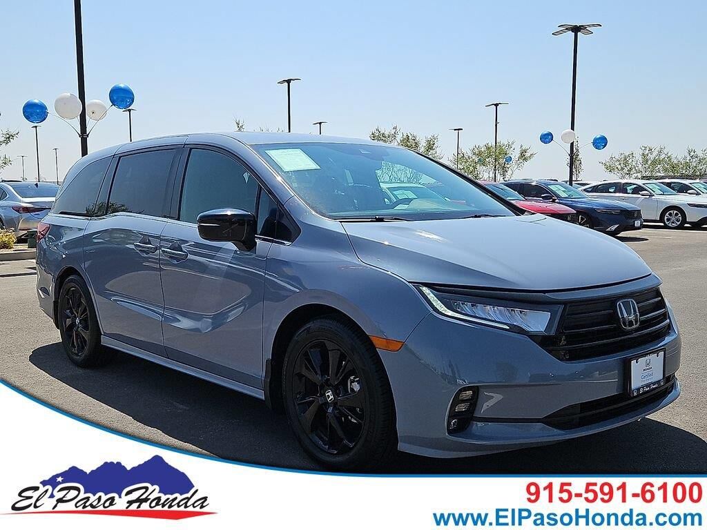 2023 Honda Odyssey Sport — photo 1 of 12