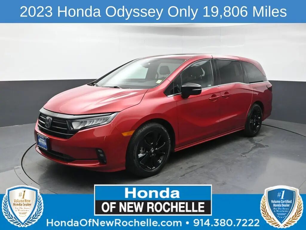 2023 Honda Odyssey Sport — photo 1 of 11