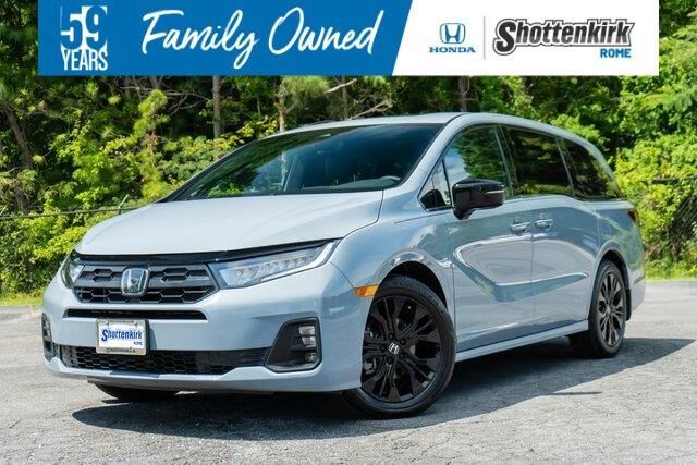 2025 Honda Odyssey Sport-L — photo 1 of 7