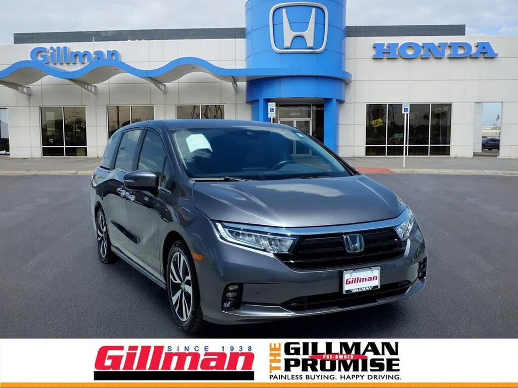 2024 Honda Odyssey Touring — photo 1 of 13
