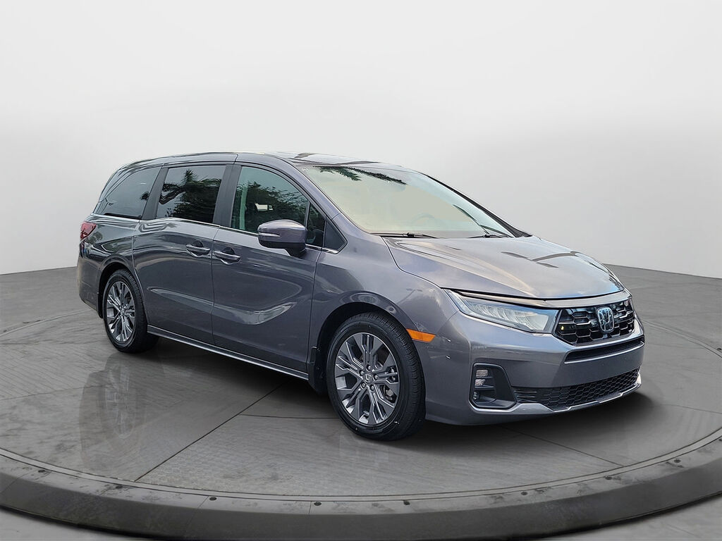 2025 Honda Odyssey TOURING — photo 1 of 7