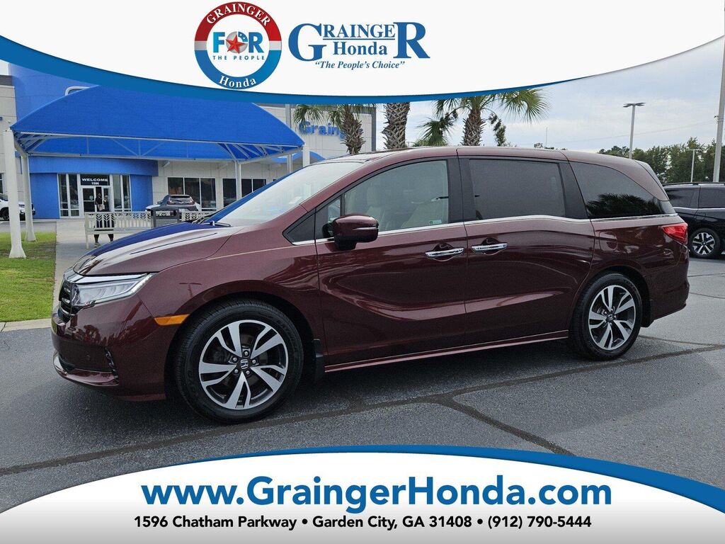 2021 Honda Odyssey Touring — photo 1 of 13