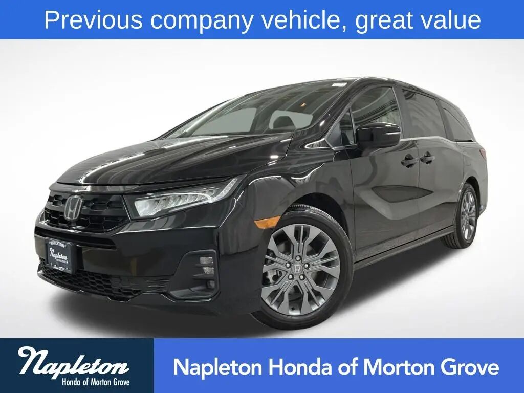 2026 Honda Odyssey Touring — photo 1 of 11