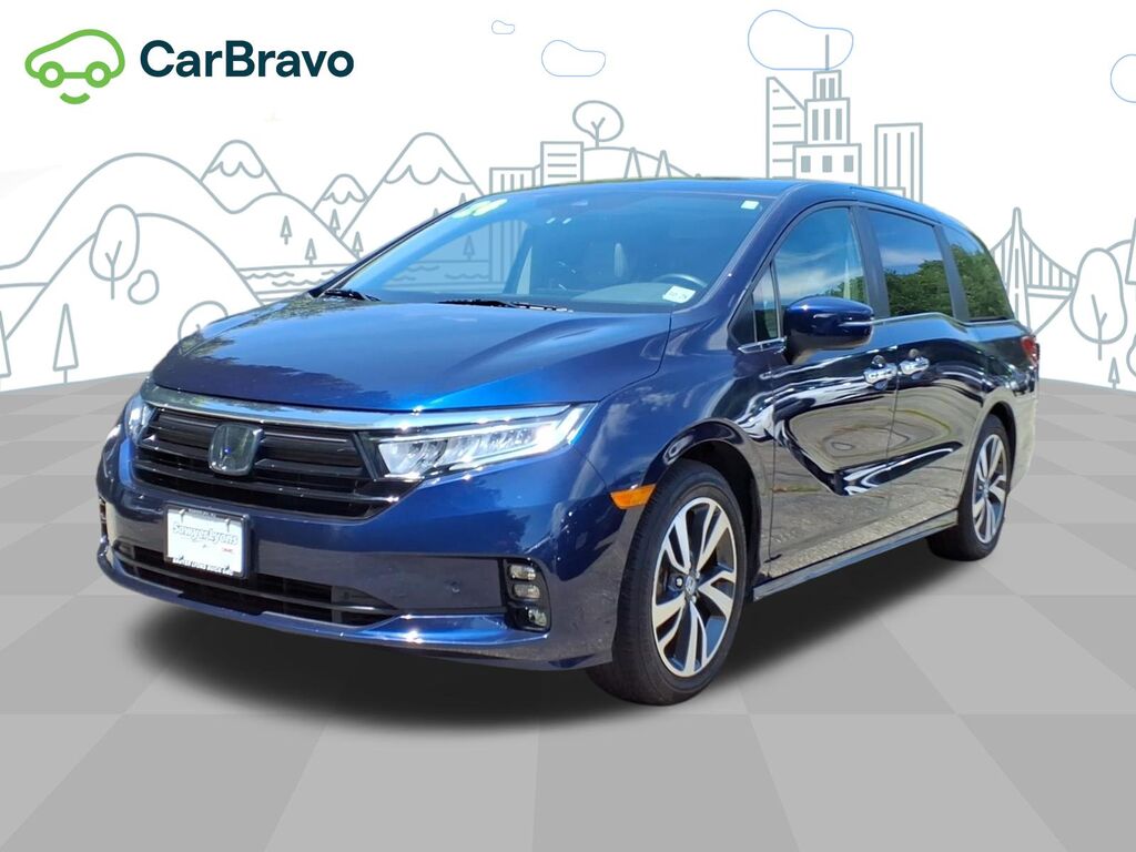 2024 Honda Odyssey Touring — photo 1 of 6