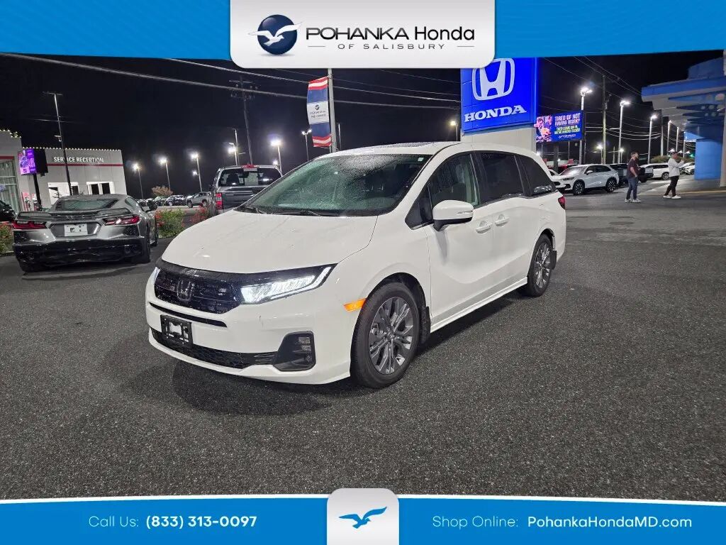 2026 Honda Odyssey Touring — photo 1 of 13