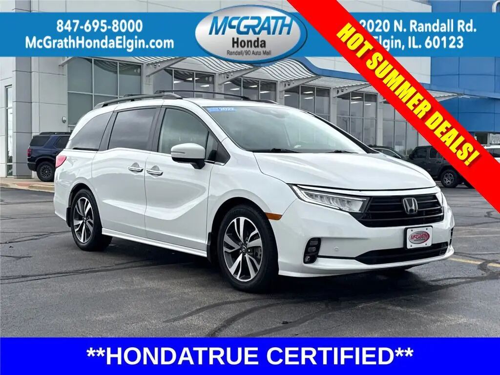 2022 Honda Odyssey Touring — photo 1 of 11