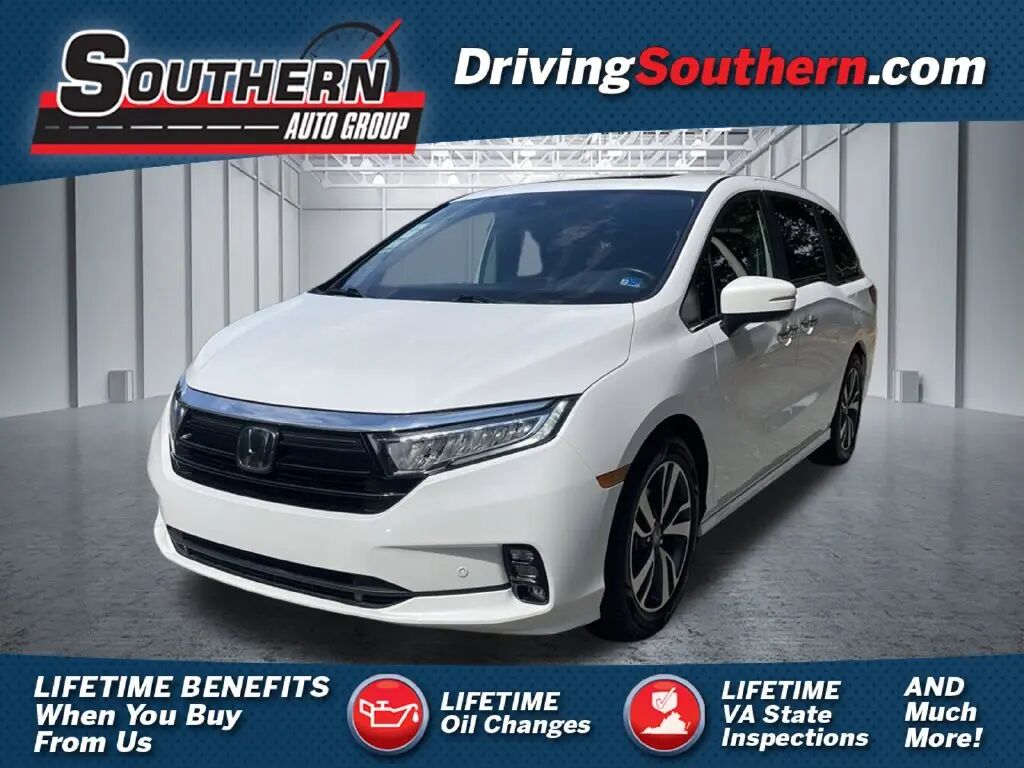 2023 Honda Odyssey Touring — photo 1 of 13