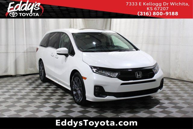 2025 Honda Odyssey Touring — photo 1 of 13
