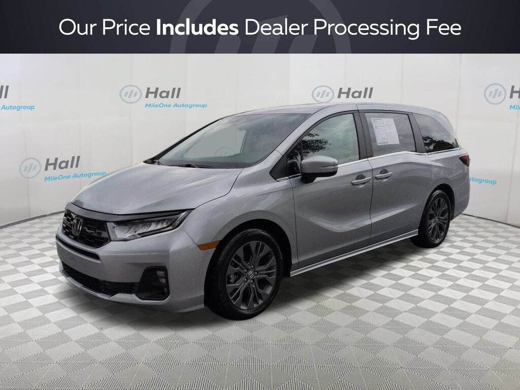 2025 Honda Odyssey TOURING — photo 1 of 7